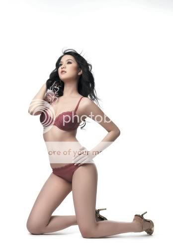 Đi mua undrwear cho bạn gái có kì quá hok?