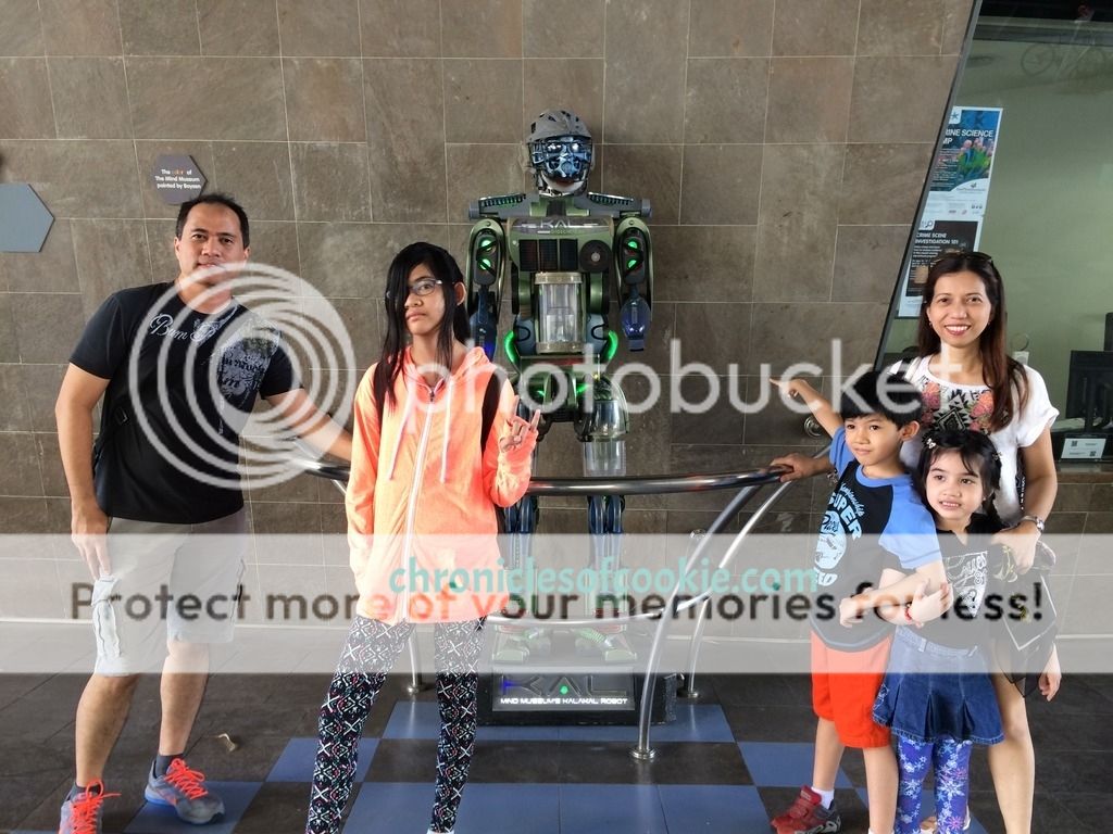photo bfc94e6f-c08b-4671-99bb-10f0701ad5dd_zpsyvdyzqas.jpg