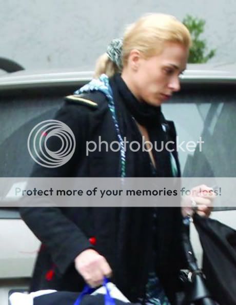 Iulia Vantur nemachiata Iulia Vantur nemachiata