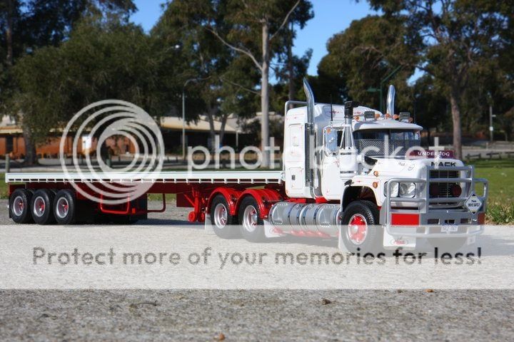 photo 6D27DBA0-F1D2-4D98-A1CF-8AC9B8C2DF50_zpss6sdgd3q.jpg