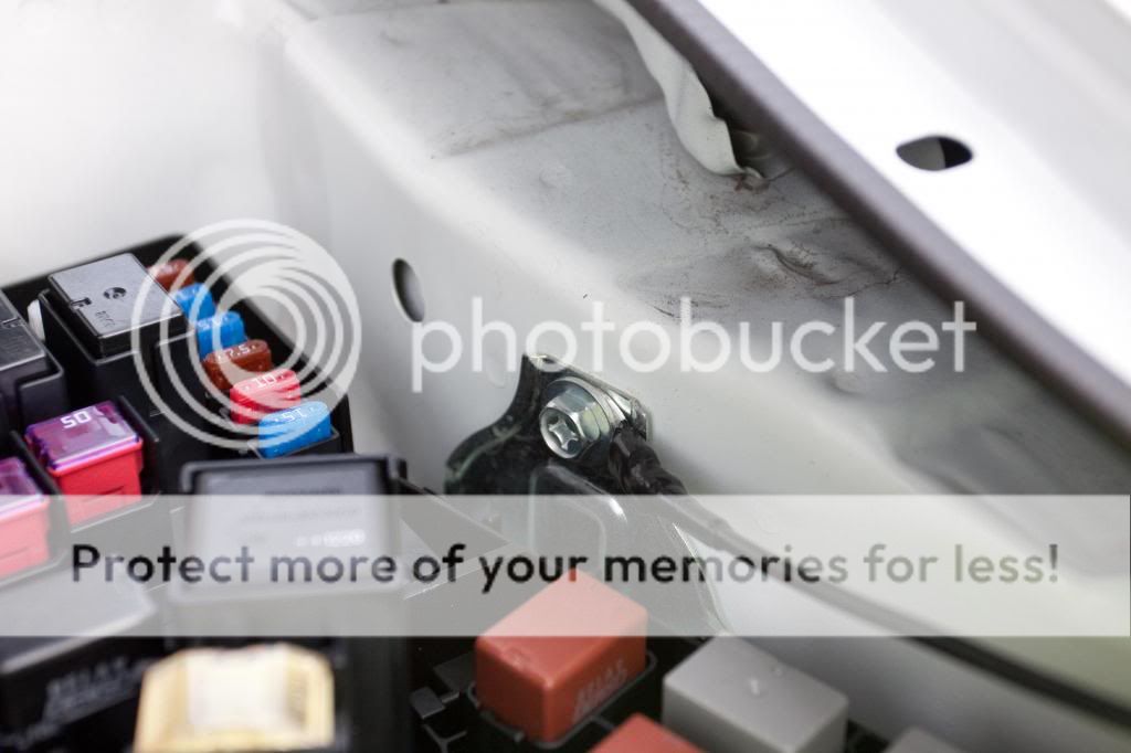 My version of Hella Horn Install own harness made! With alarm beep